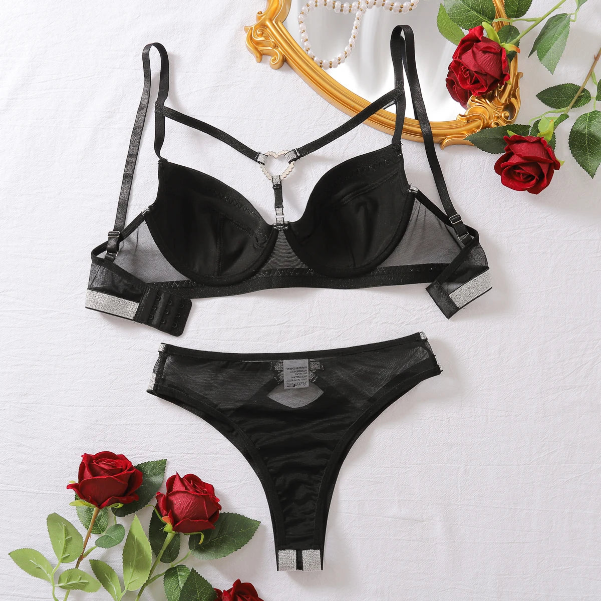 Secrets de Tana : Lingerie Mesh Audacieuse