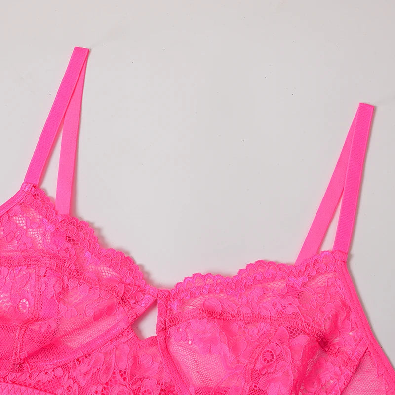 Set lingerie sexy en dentelle : le duo parfait pour une touche de sensualité au quotidien ou en soirée