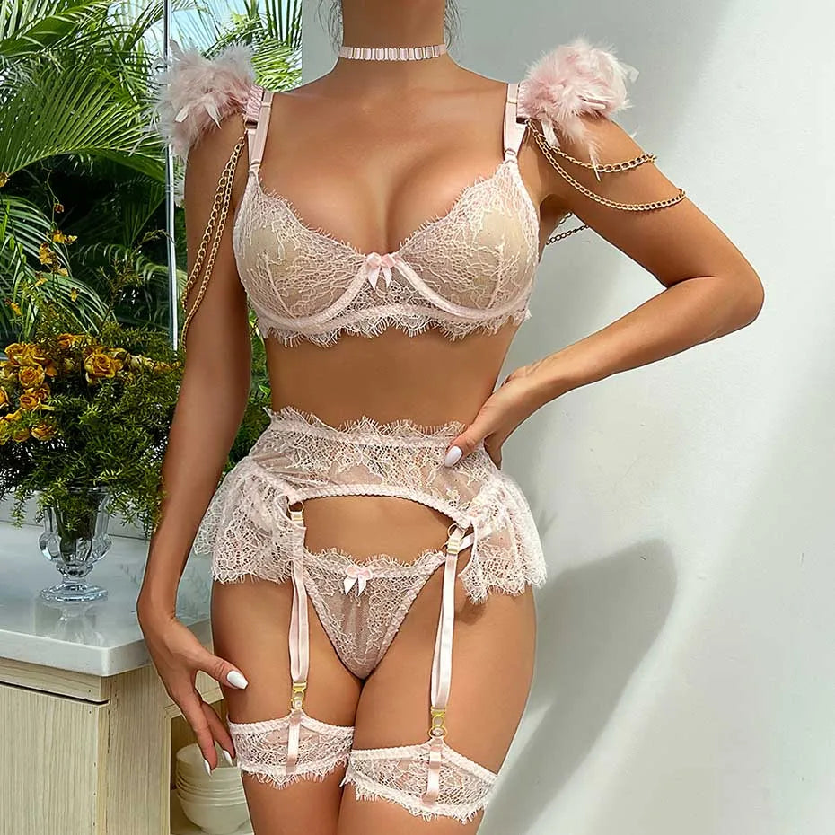 Ensemble Lingerie Rose Envoûtante – Dentelle Transparente et Plumes Magiques pour un Charme Irrésistible