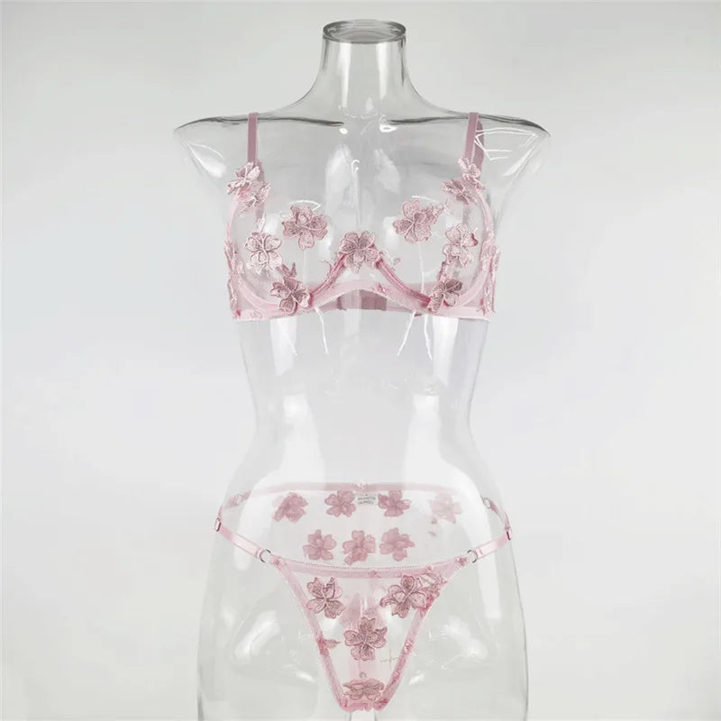 Ensemble Sensuel en Dentelle Fleurie - Soutien-gorge Transparent et String pour une Séduction Tana